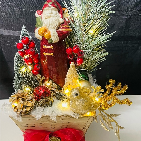 Vintage Christmas Santa Claus Art Assemblage Upcycled Fairy Lights Giftable - Picture 6 of 8